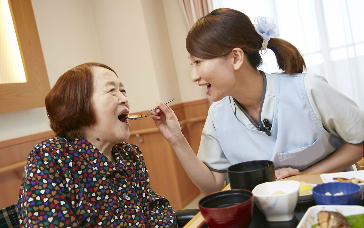 介護職（東京） ｜ 《公式》介護付有料老人ホームしまナーシングホーム